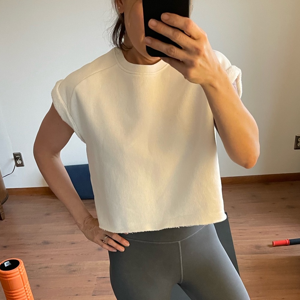 Muscle T Sweatshirt